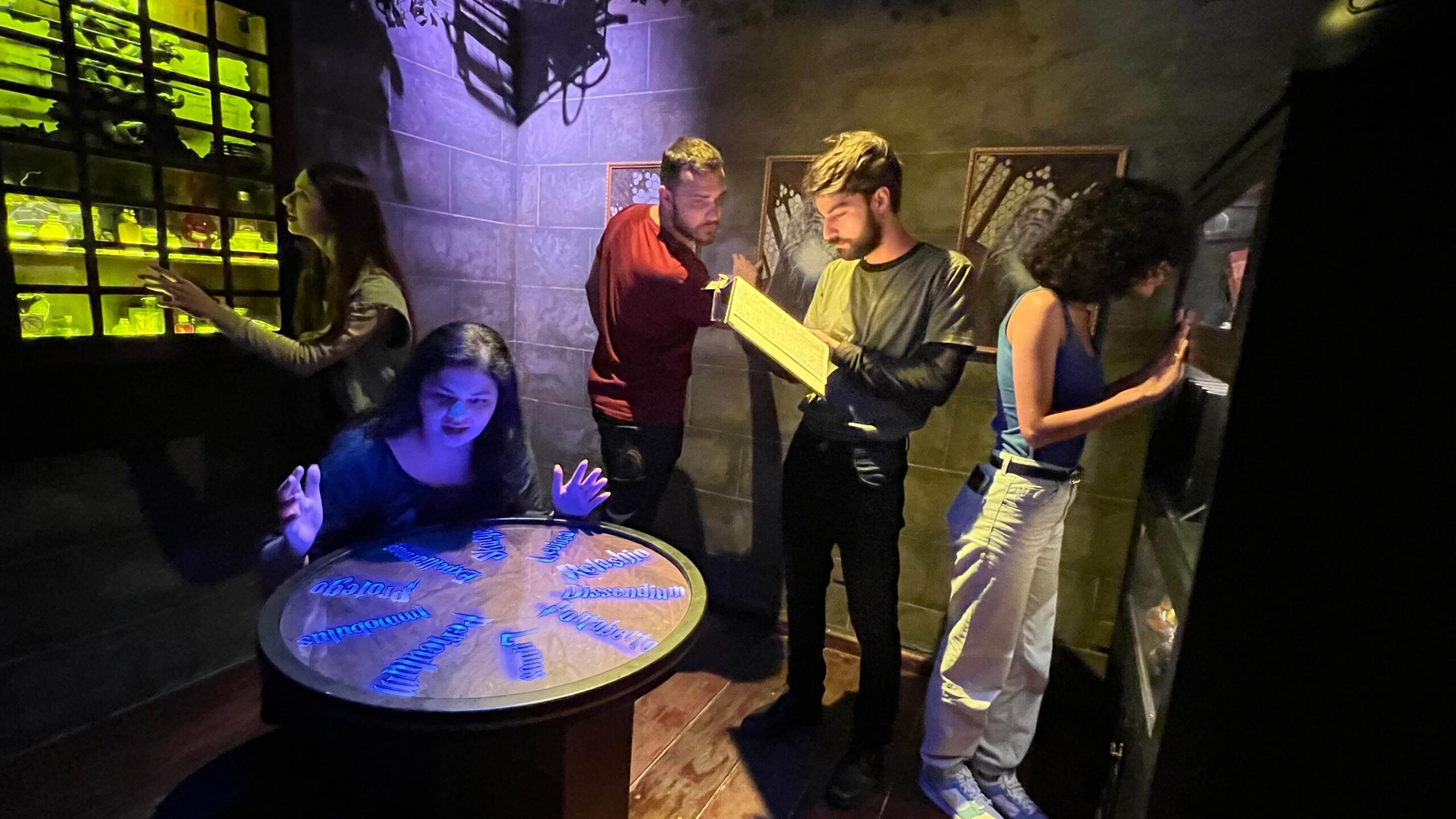 Scotland Escape Room - ESCAPE ROOMS são jogos onde você e seus